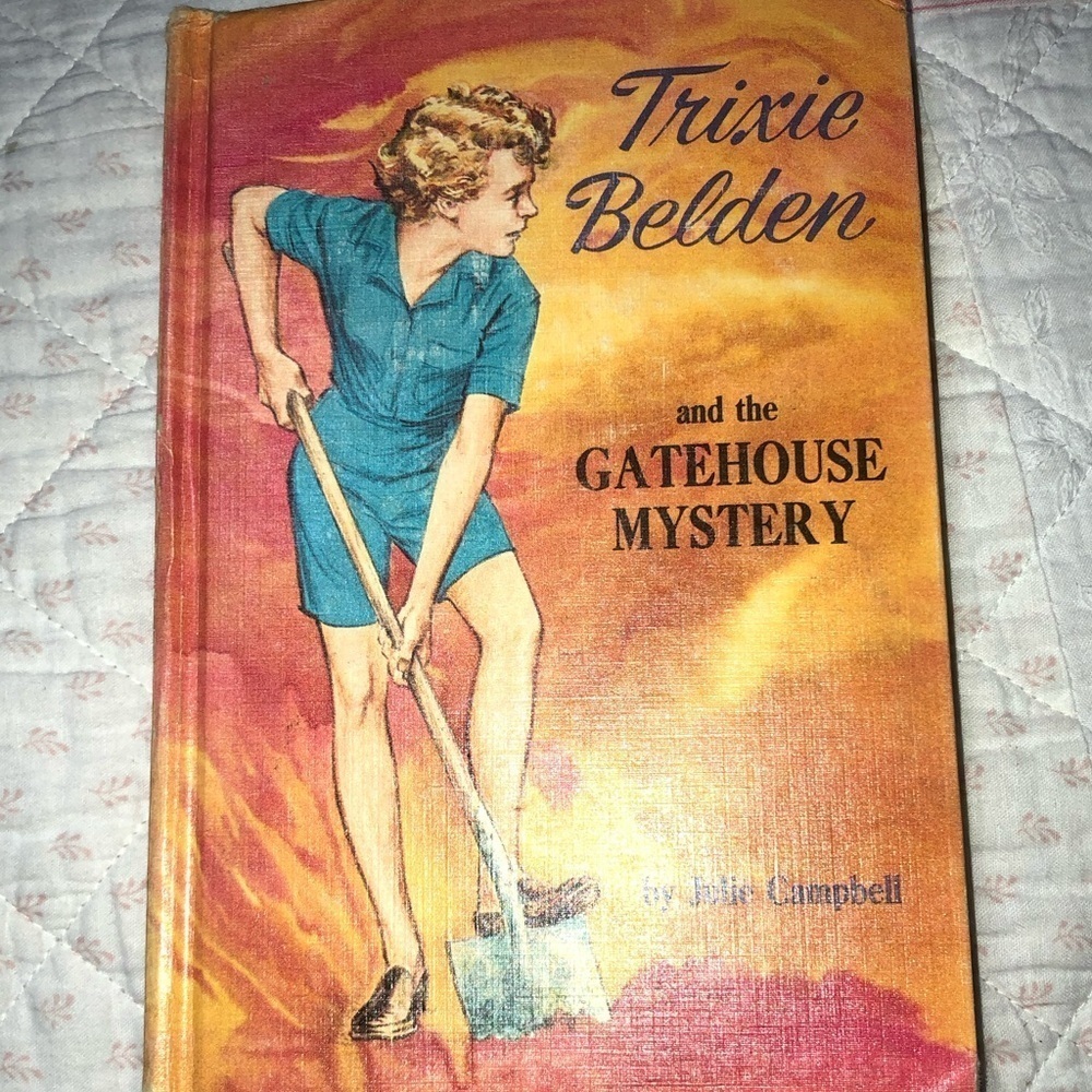 Trixie Belden and the Gatehouse Mystery - 4 th. In the Trixie Belden series